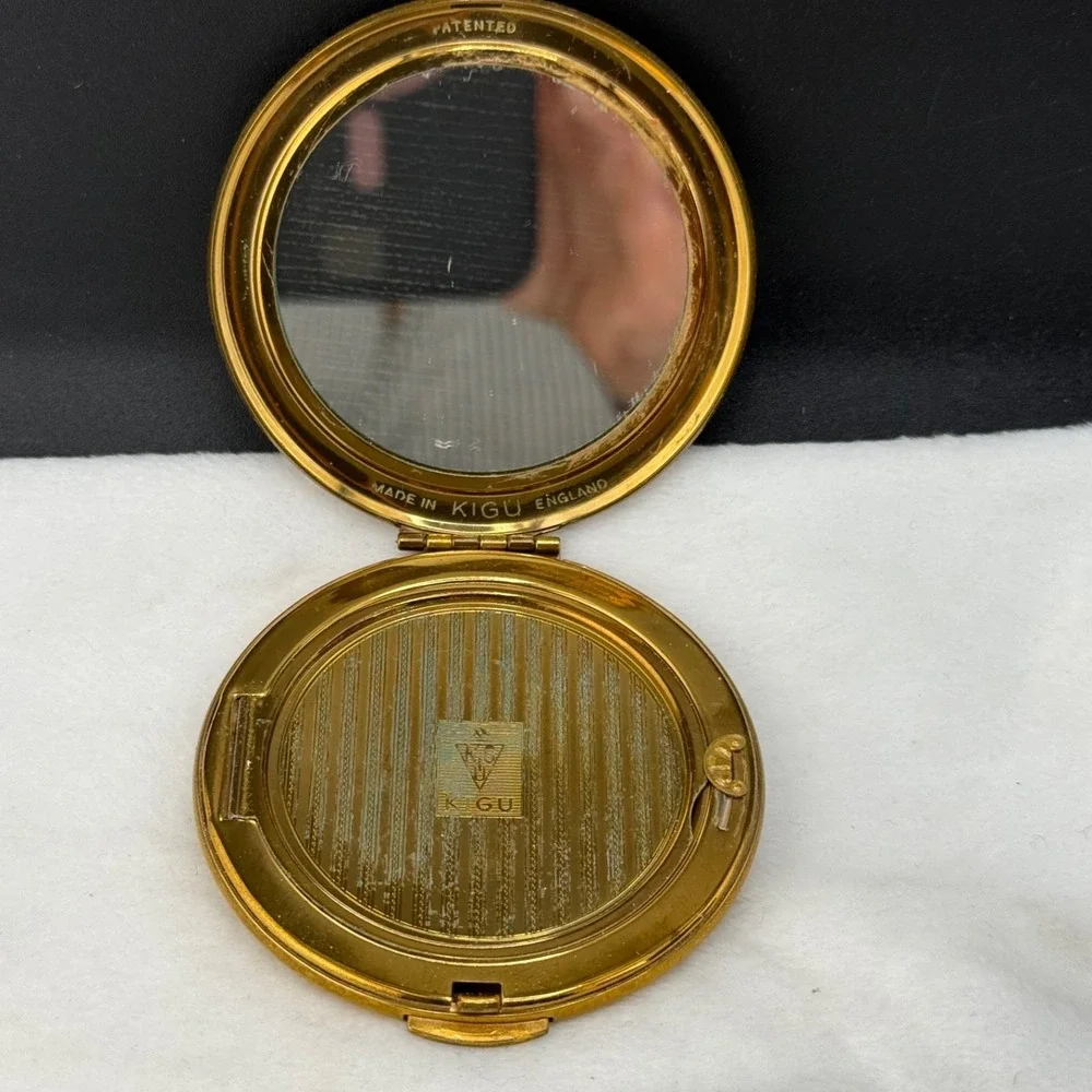 Vintage KIGU Compact Gold Tone Enamel Flower